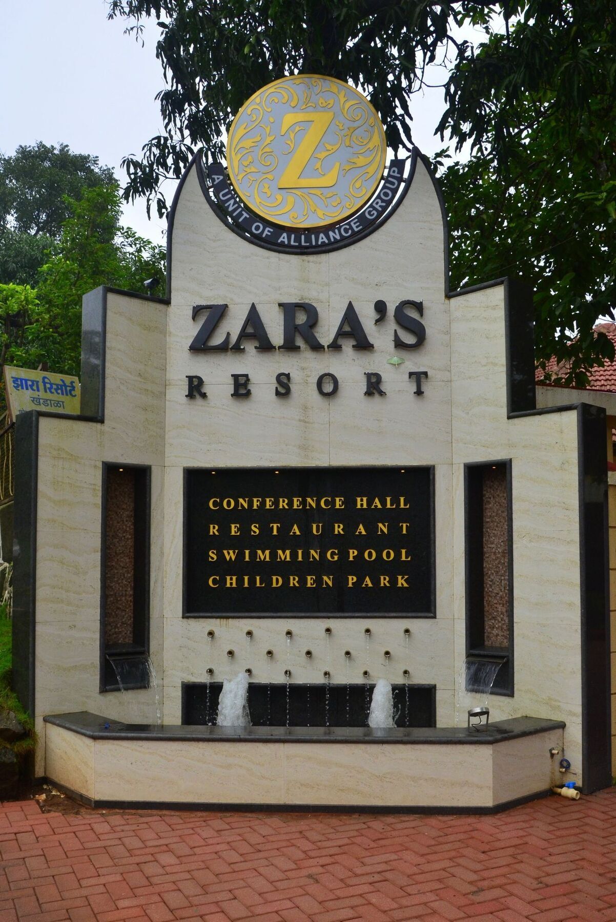 Zaras Resort Lonavala Buitenkant foto